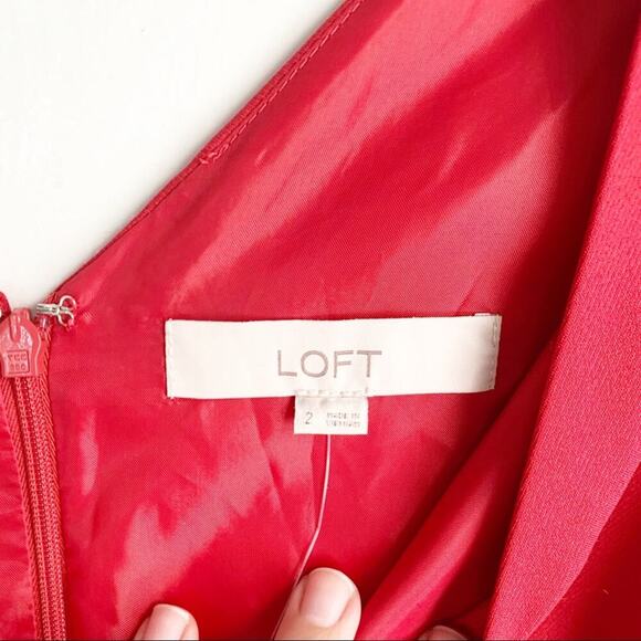 LOFT Sleeveless Faux Wrap V-Neck Cap Sleeve Dress Red Size 2 NWT Side Buttons - Picture 5 of 11